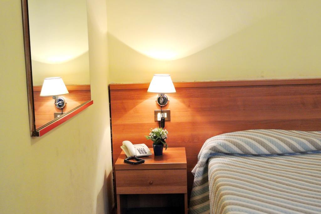 Hotel Giada Rzym Pokój zdjęcie