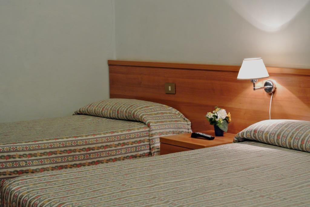 Hotel Giada Rzym Pokój zdjęcie